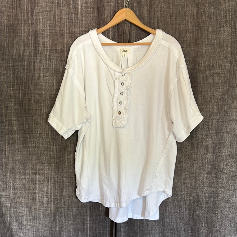 BKE white short sleeve oversized Henley size large